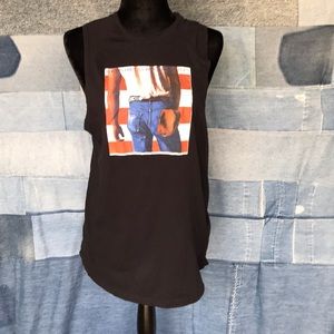 Black tank shirt with Bruce stringsteen on it